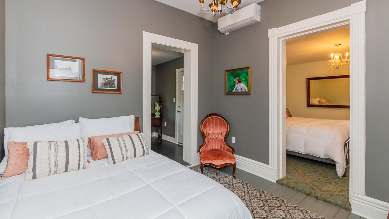 Photo of Bedroom in Broadalbin