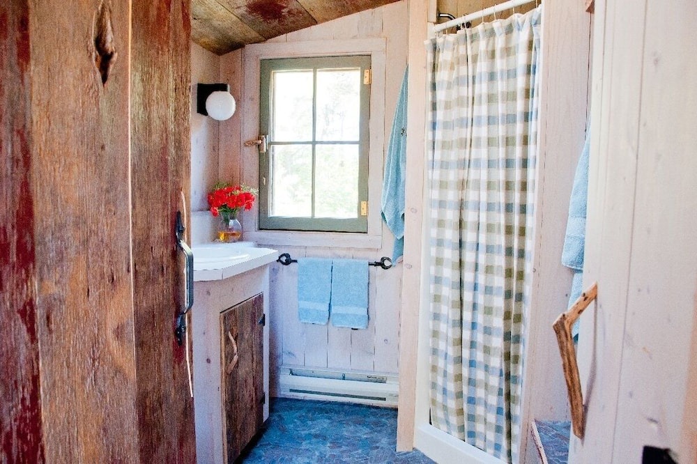 Photo of Bathroom in Harbor Springs