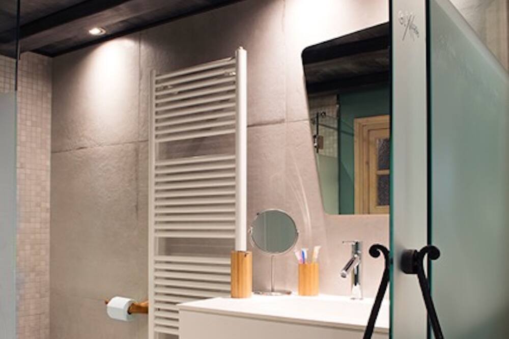 Photo of Bathroom in Prats