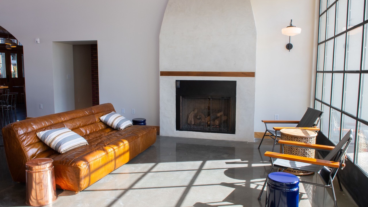Photo of Livingroom in Las Colinas