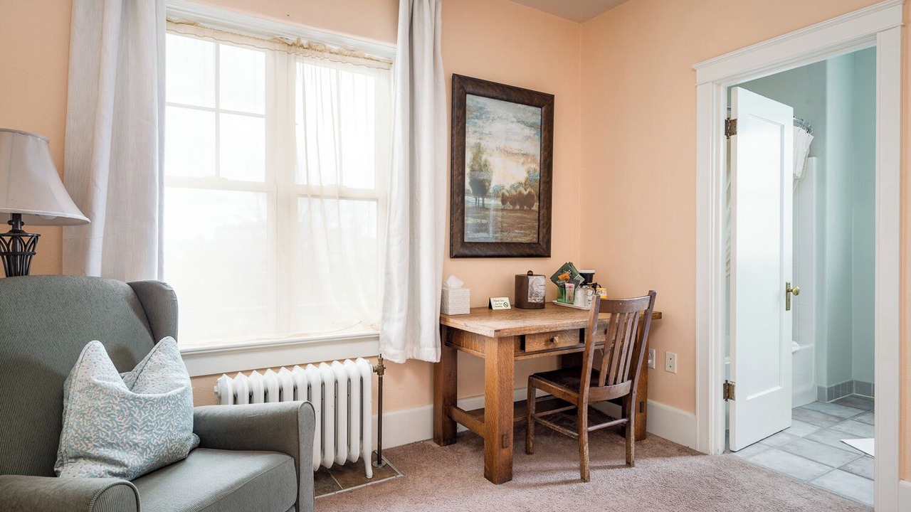 Photo of Bedroom in Condon