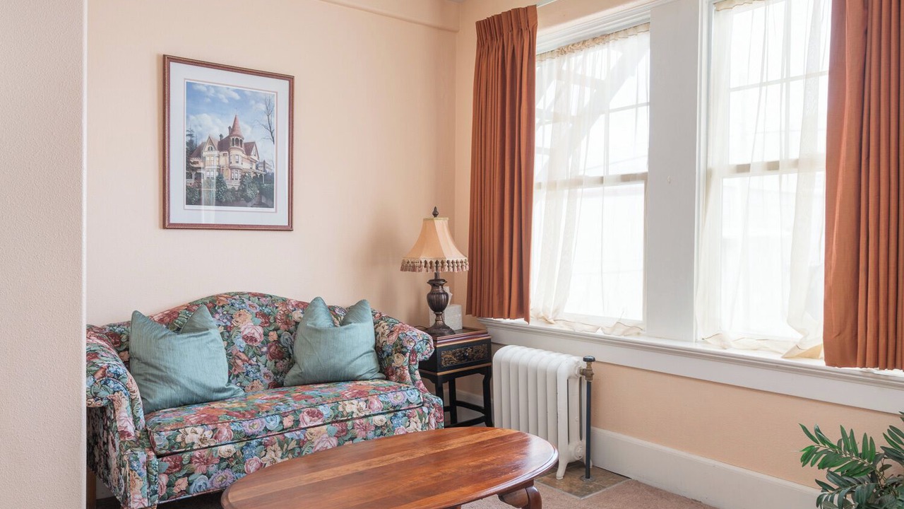 Photo of Bedroom in Condon