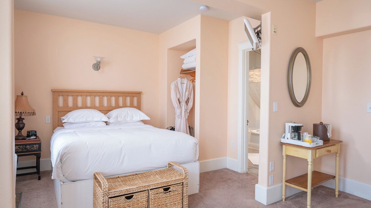 Photo of Bedroom in Condon