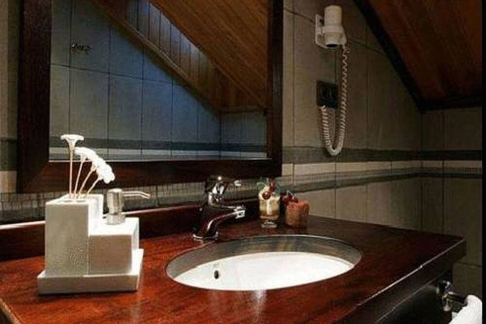 Photo of Bathroom in Sorripas