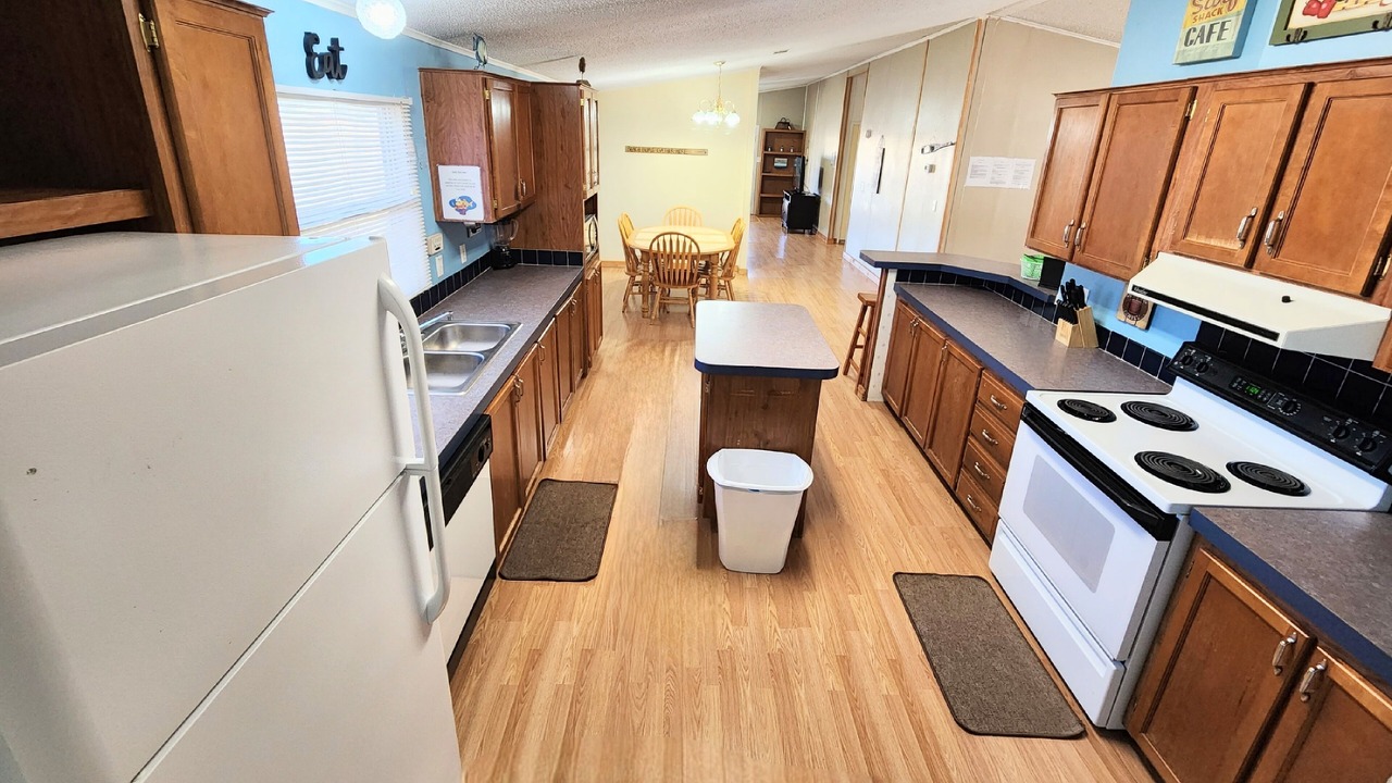 Photo of Kitchen in Buchanan Dam