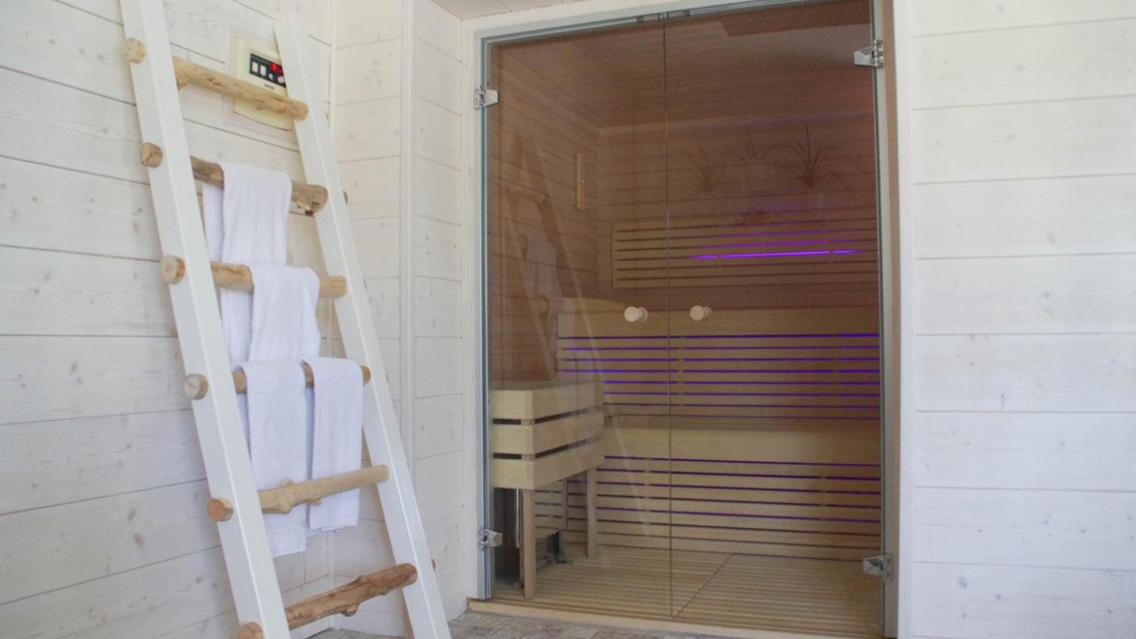 Photo of Others in Monticello