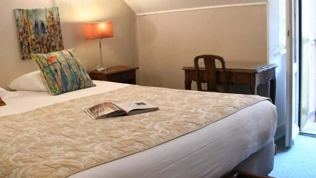 Photo of Others in Avallon