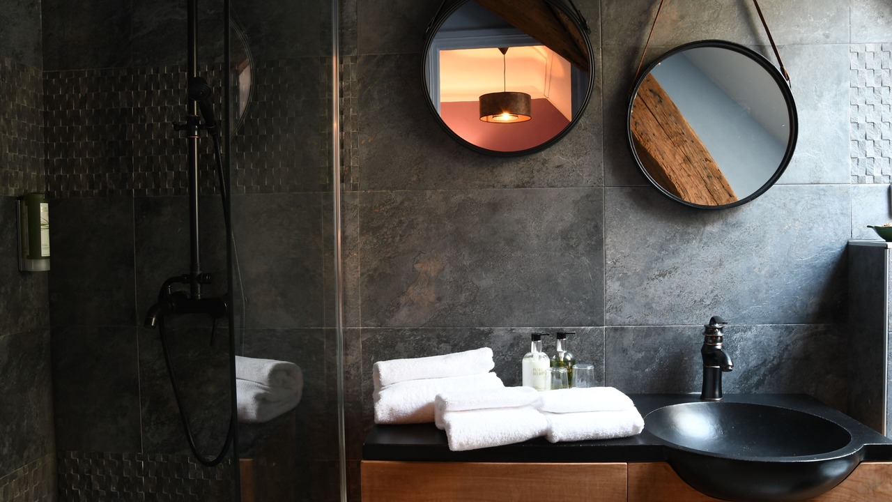 Photo of Bathroom in Avallon