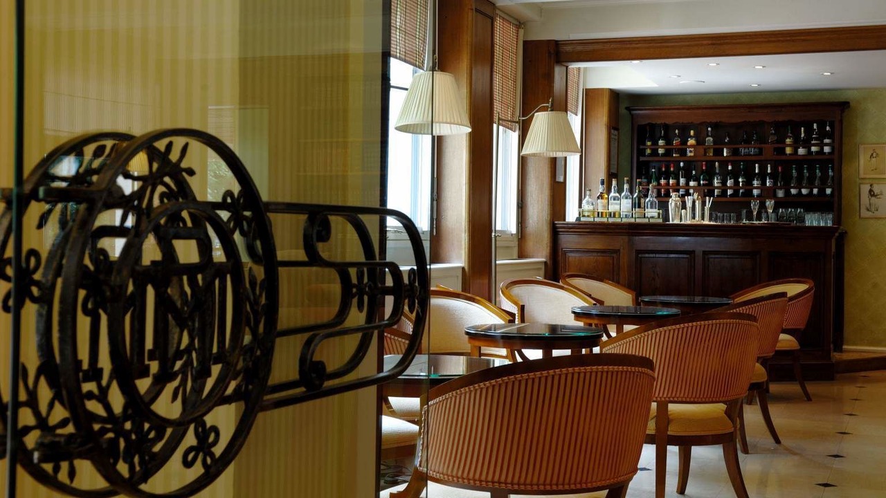 Photo of Others in Avallon