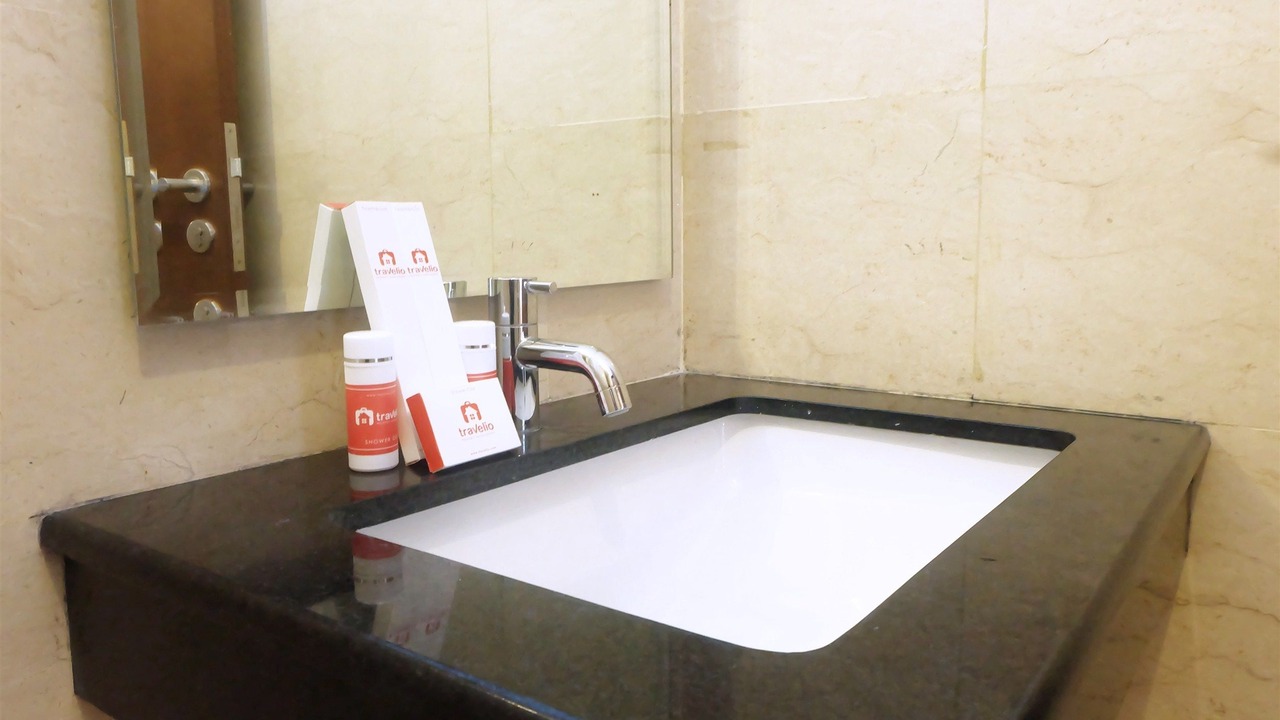 Photo of Bathroom in Mampang Prapatan