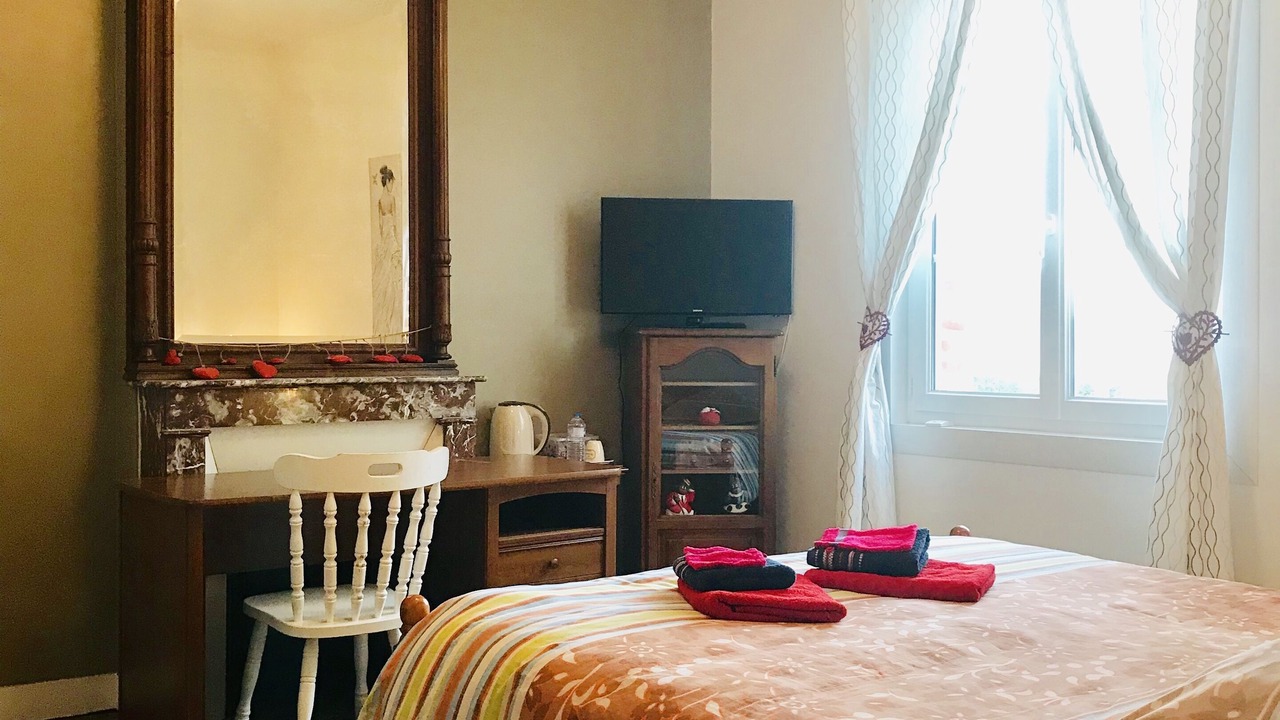 Photo of Others in Roye