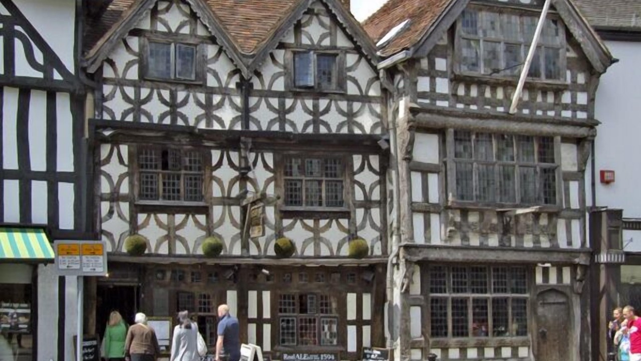 Photo of Buildings in Stratford-upon-Avon
