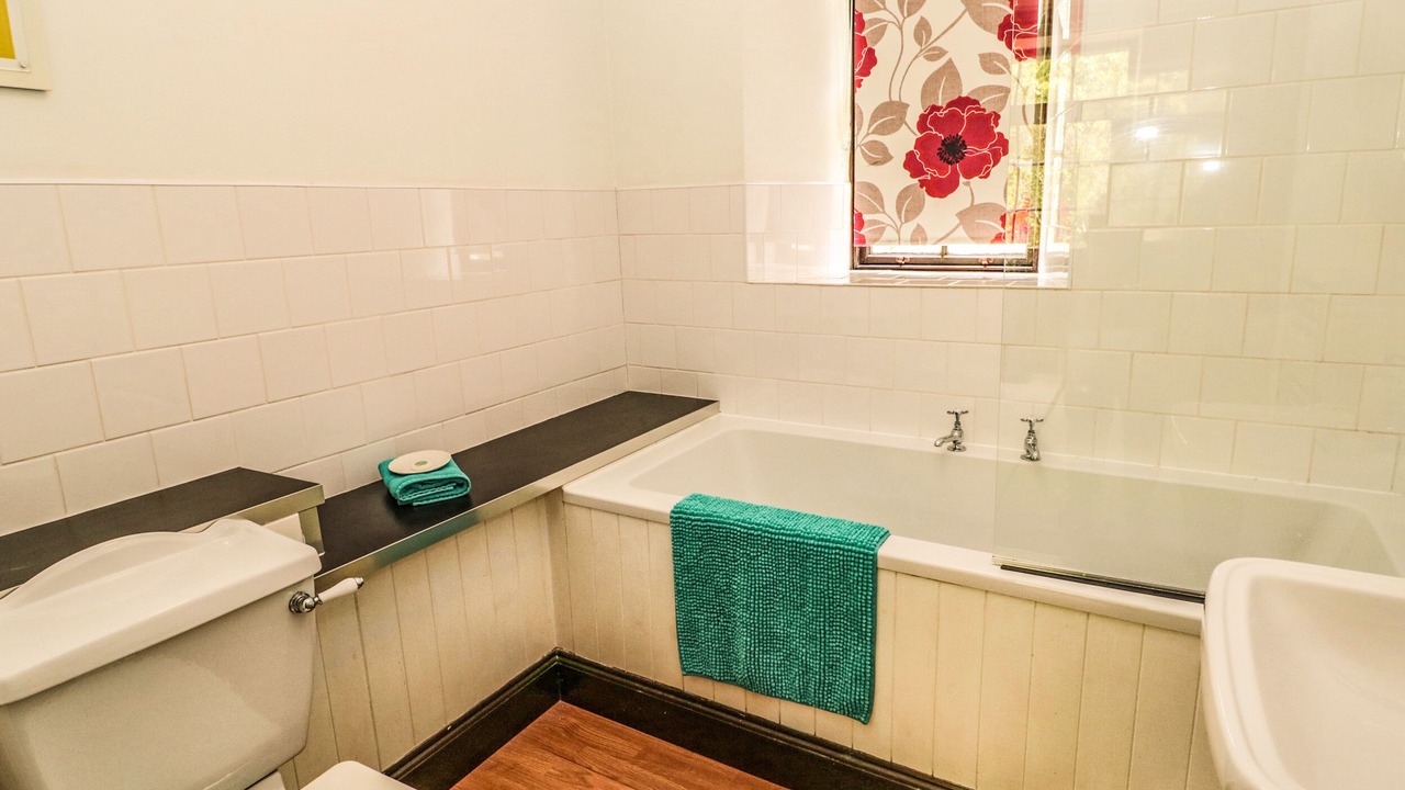 Photo of Others in Duns