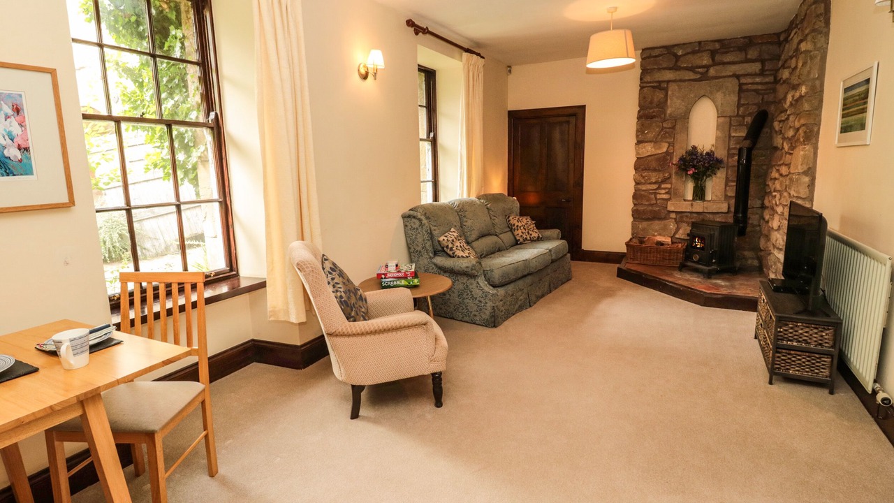 Photo of Others in Duns