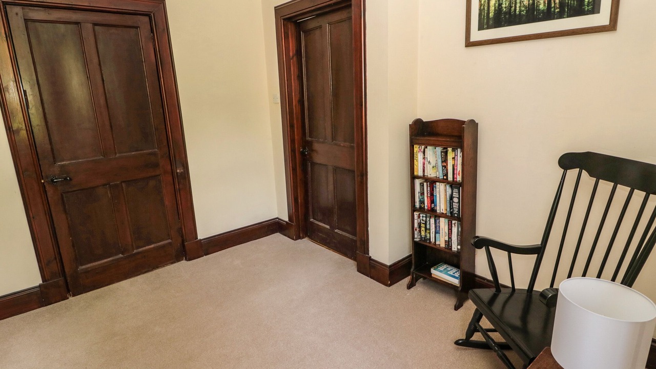 Photo of Others in Duns