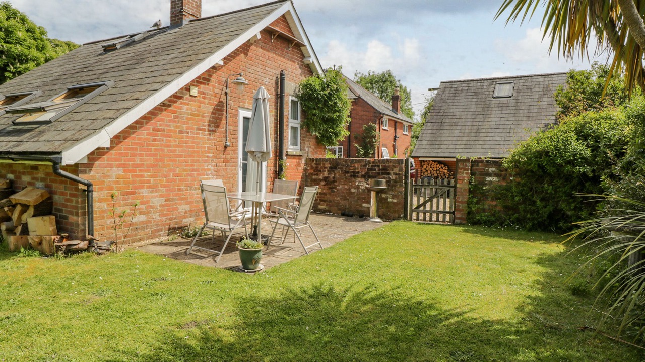 Photo of Others in Sturminster Marshall