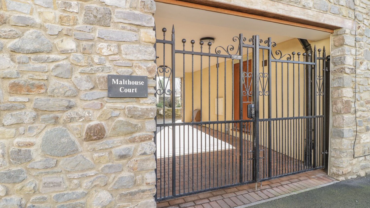 Photo of Others in Watchet