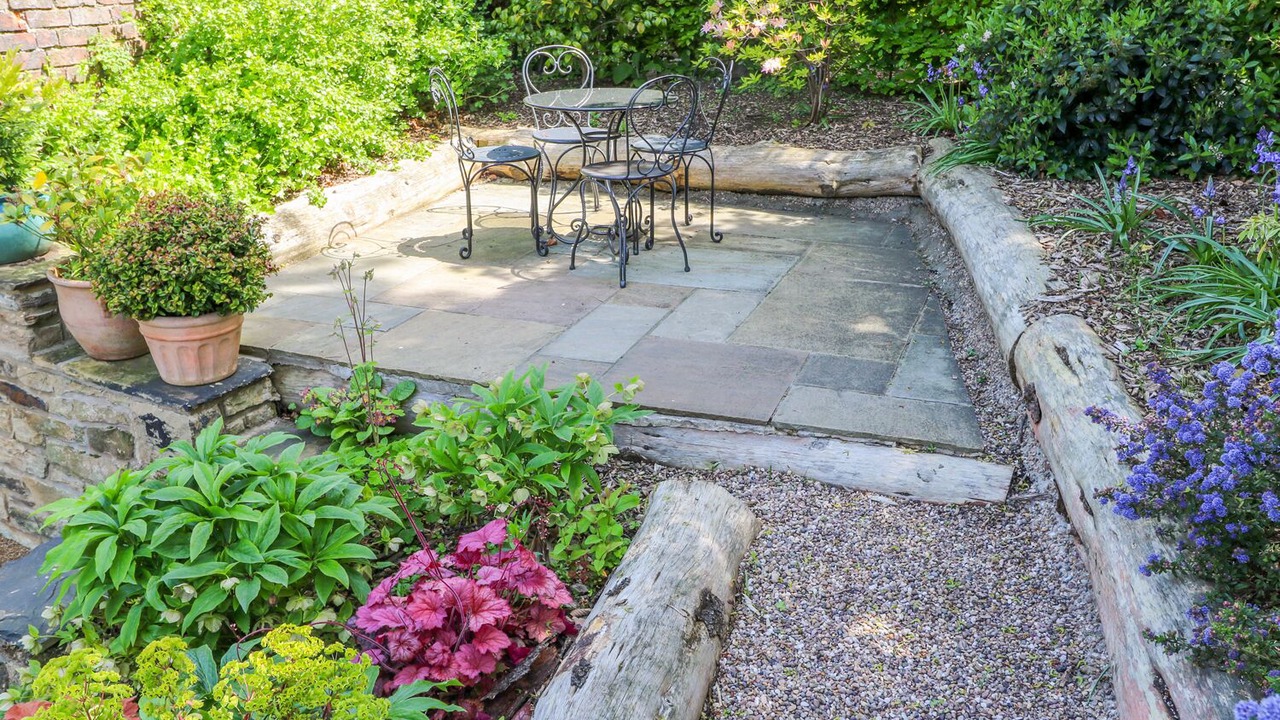 Photo of Patio Balcony in Dronfield