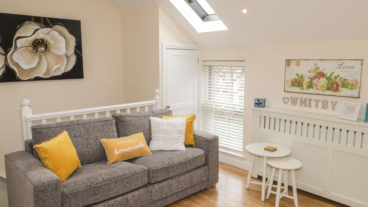 Photo of Livingroom in Whitby