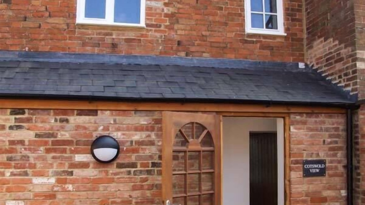 Photo of Buildings in Stratford-upon-Avon