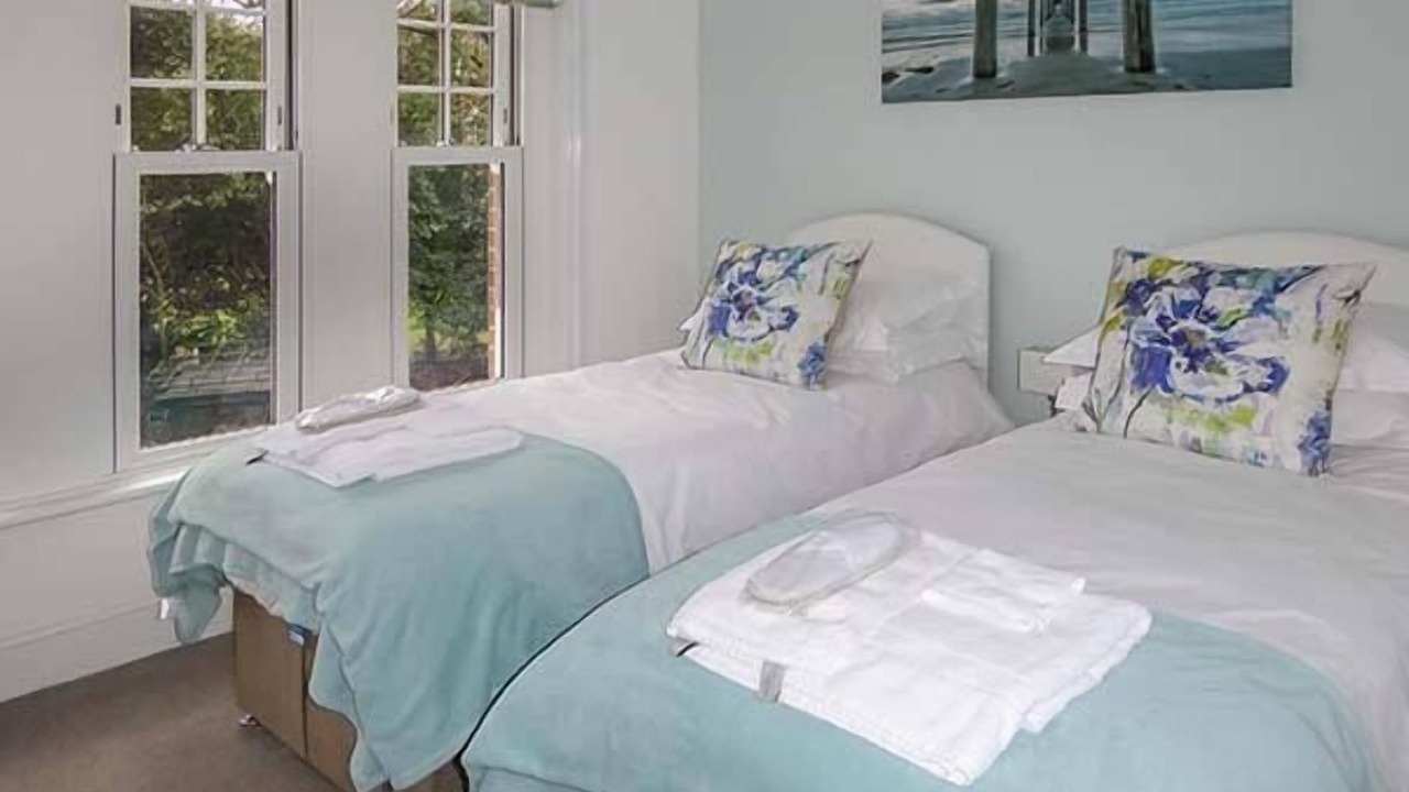 Photo of Others in Bembridge