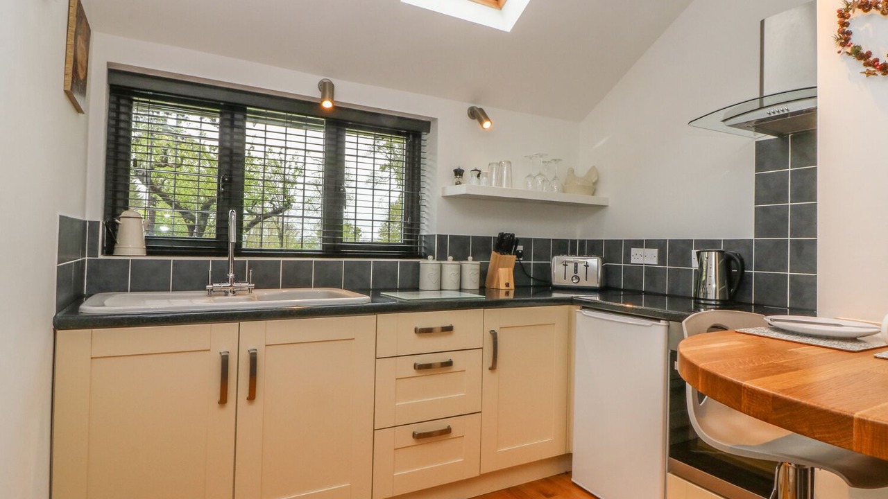 Photo of Others in Cowbeech