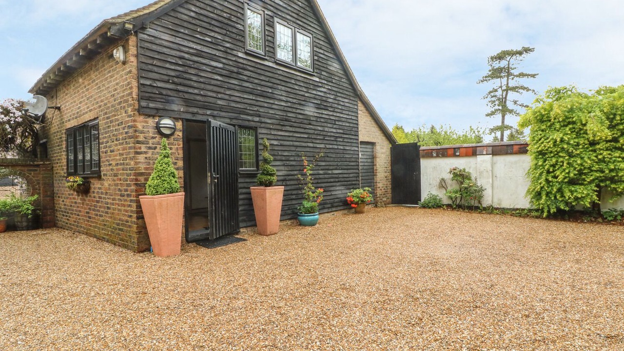 Photo of Outdoor in Cowbeech