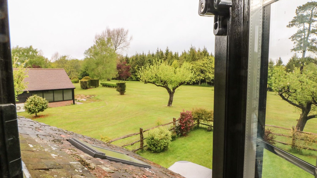 Photo of Others in Cowbeech