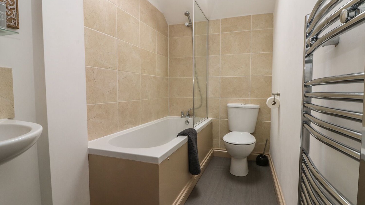 Photo of Others in Cowbeech