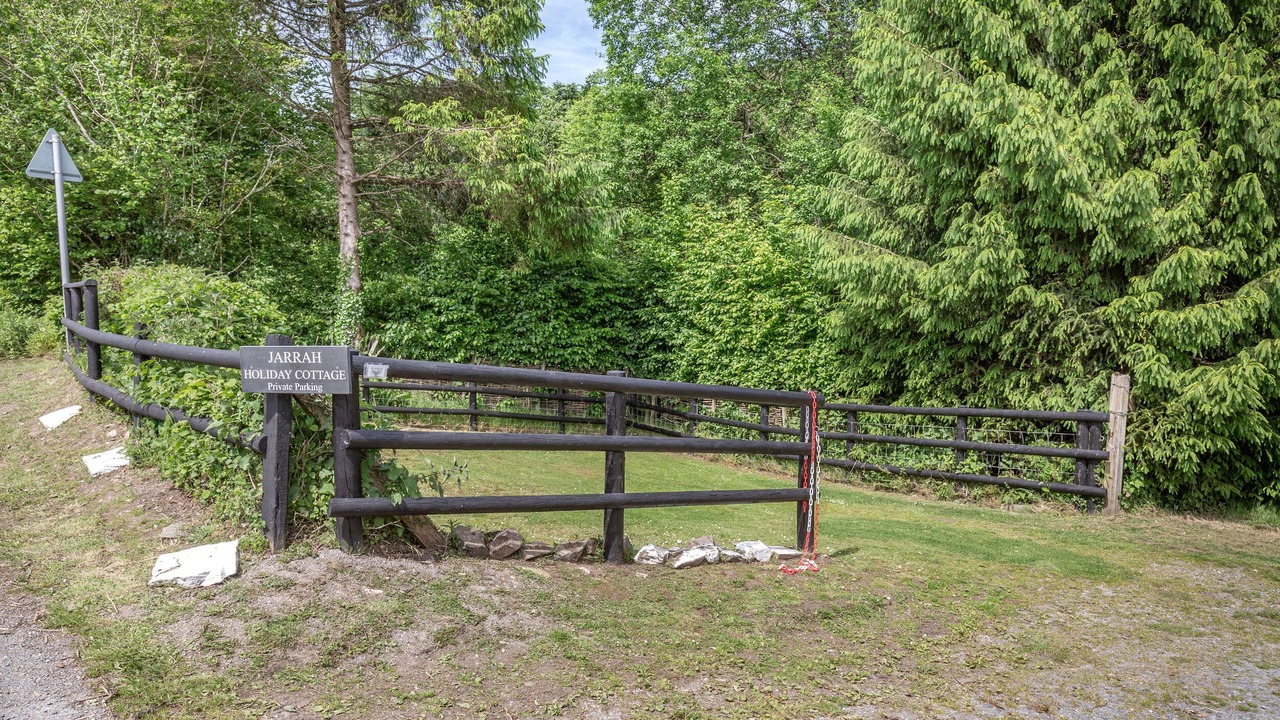 Photo of Others in Muddiford