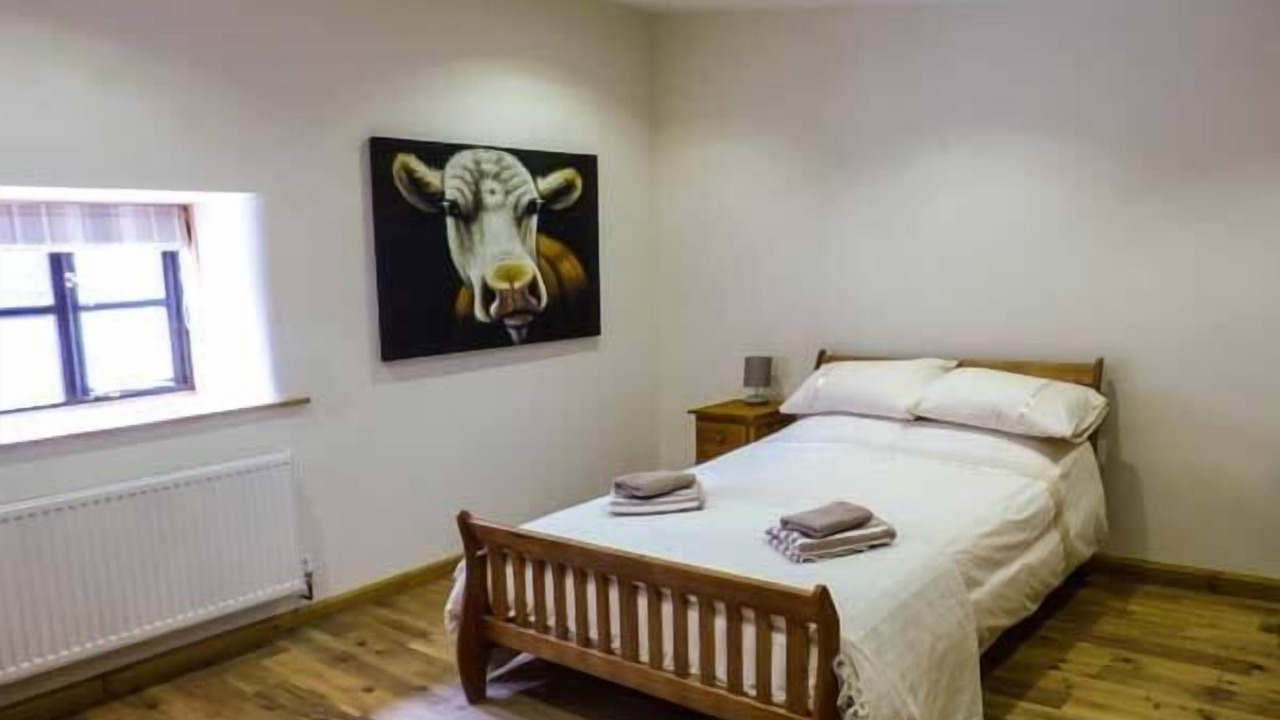 Photo of Bedroom in Cauldon Low