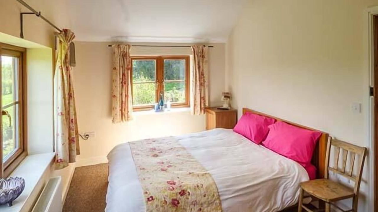 Photo of Bedroom in Coed-Y-Paen