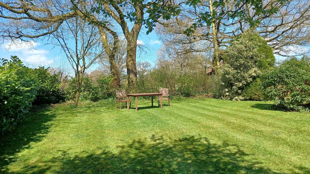 Photo of Others in Bruton