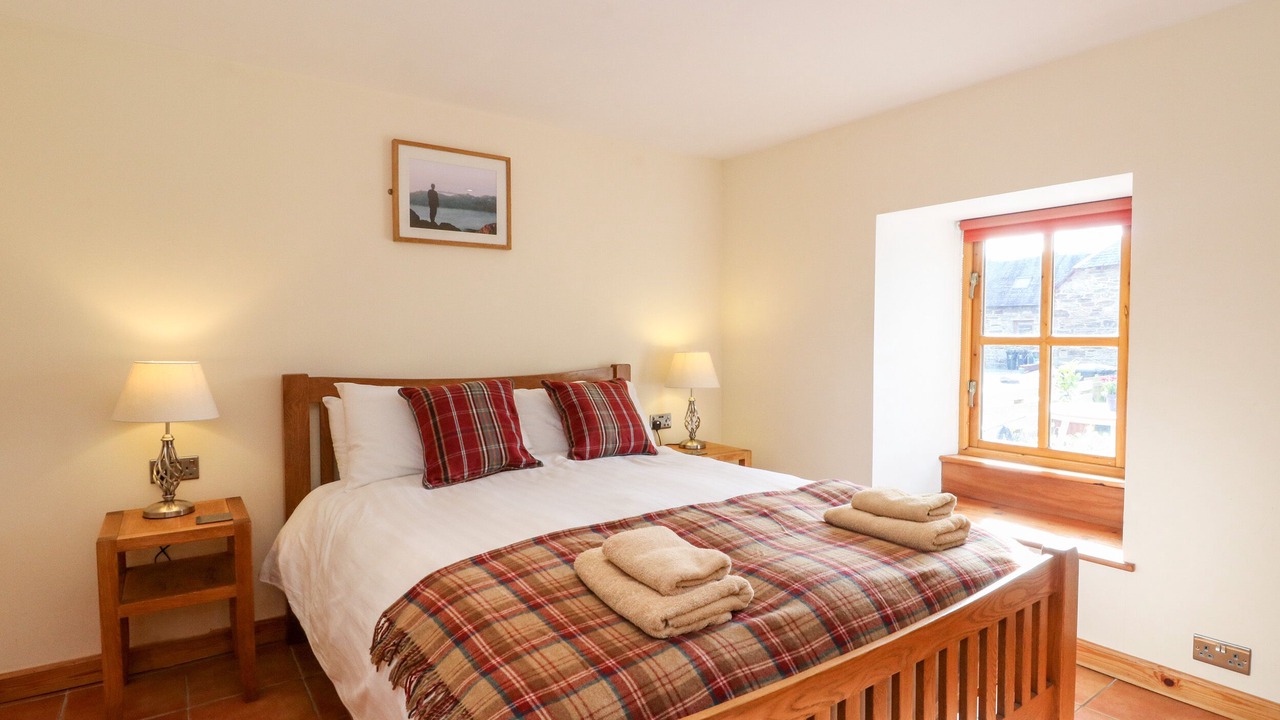 Photo of Others in Weem