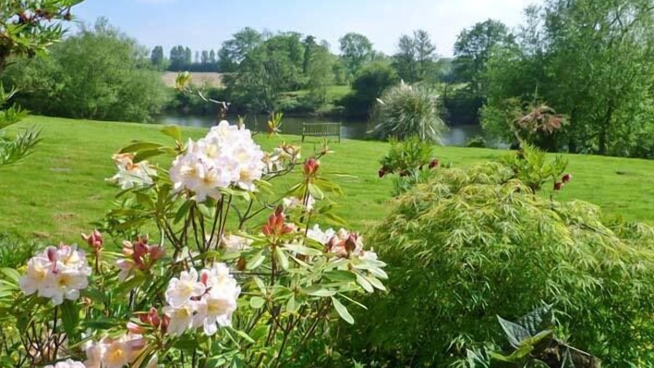 Photo of Others in Byford