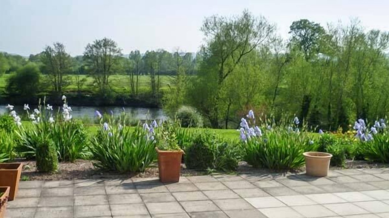 Photo of Others in Byford