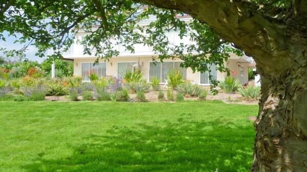 Photo of Others in Byford