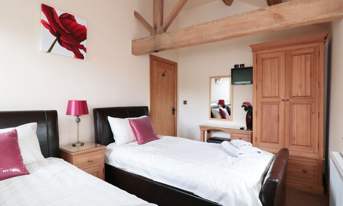 Photo of Others in Midhopestones