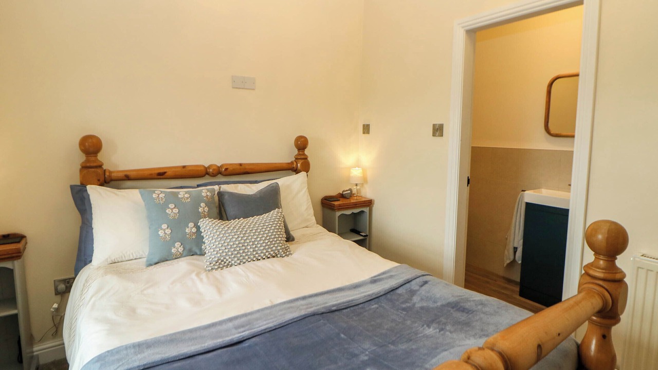 Photo of Others in Longnor