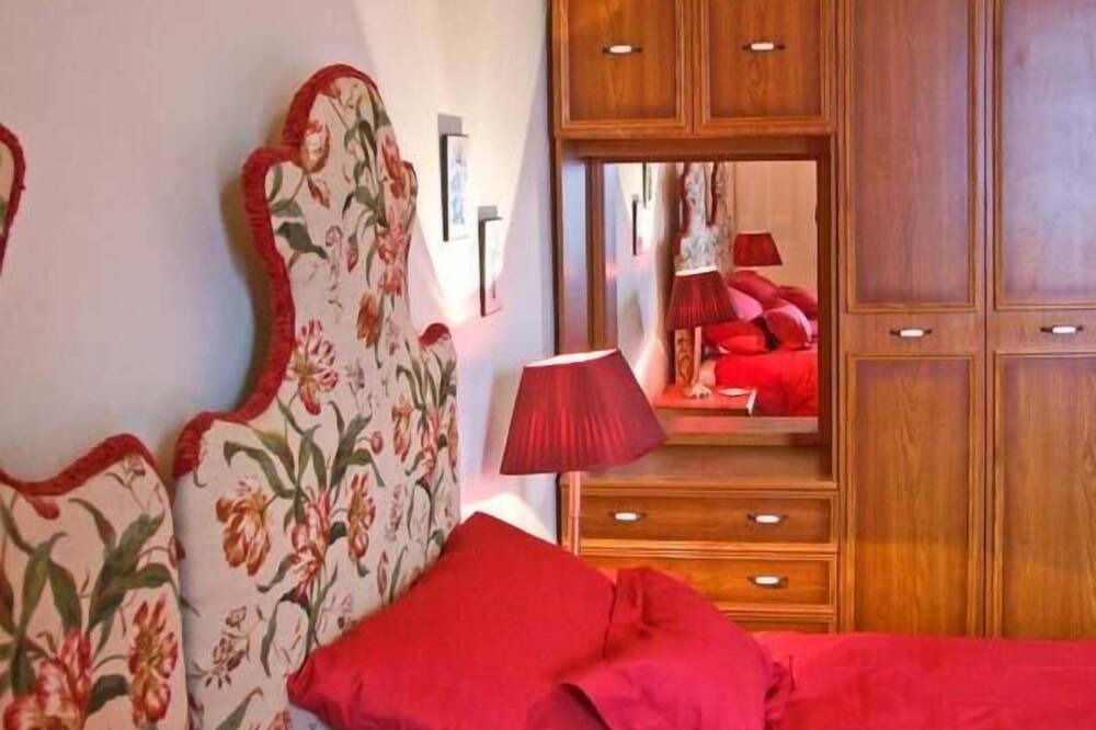 Photo of Bedroom in Chirnside