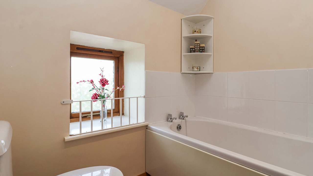 Photo of Bathroom in Scawton