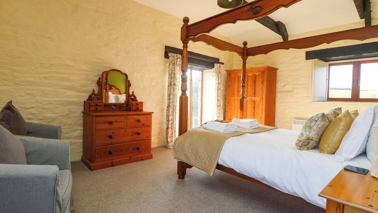 Photo of Others in Saint Breward