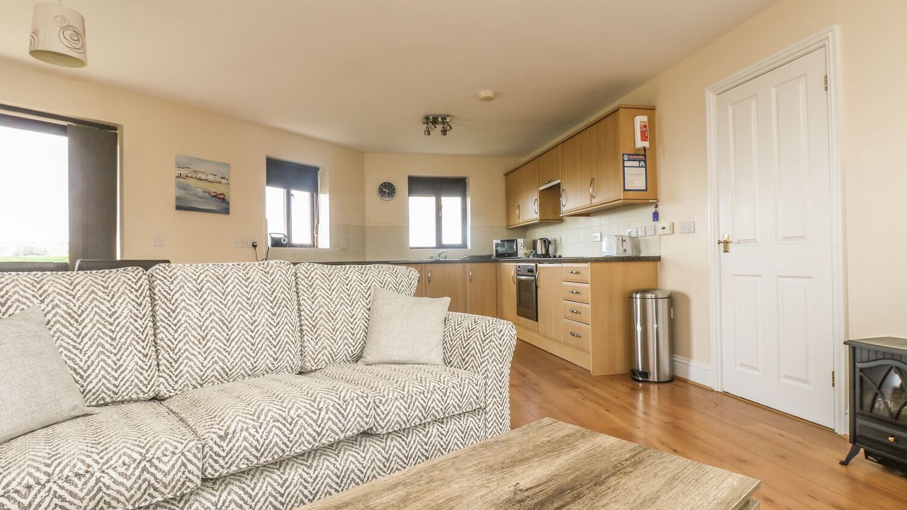 Photo of Others in Longrock