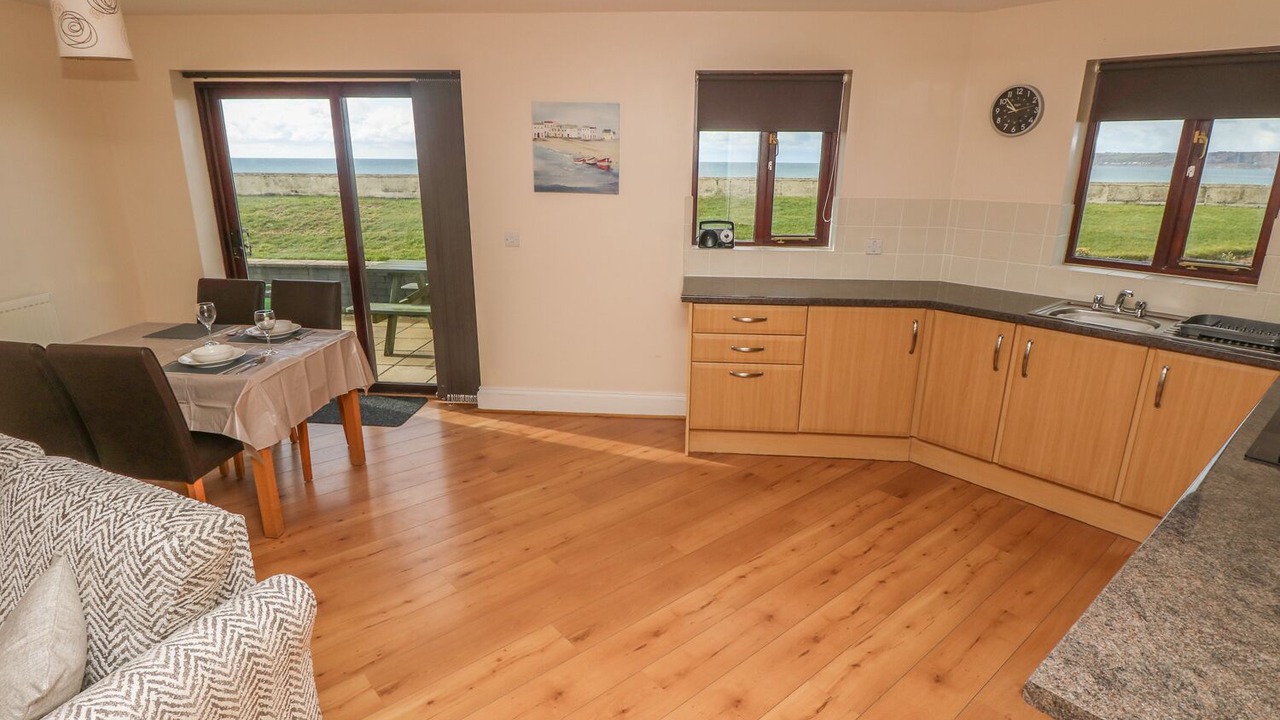 Photo of Others in Longrock