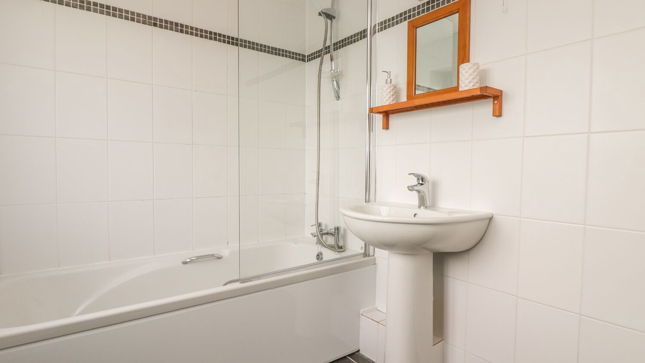 Photo of Bathroom in Longrock