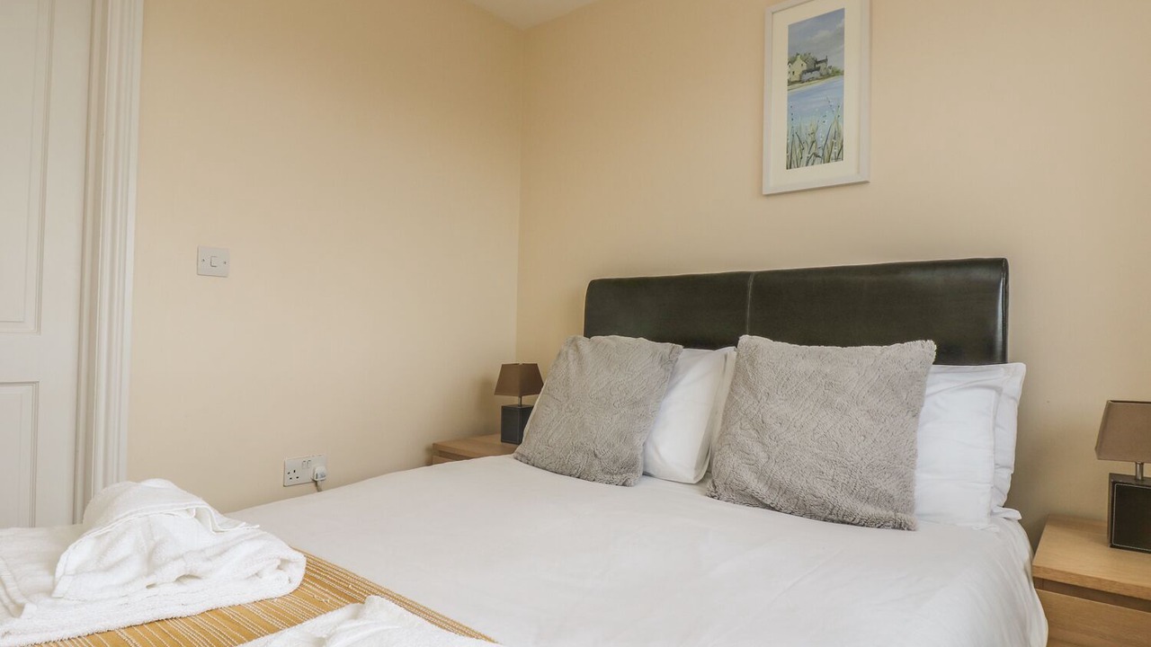 Photo of Others in Longrock