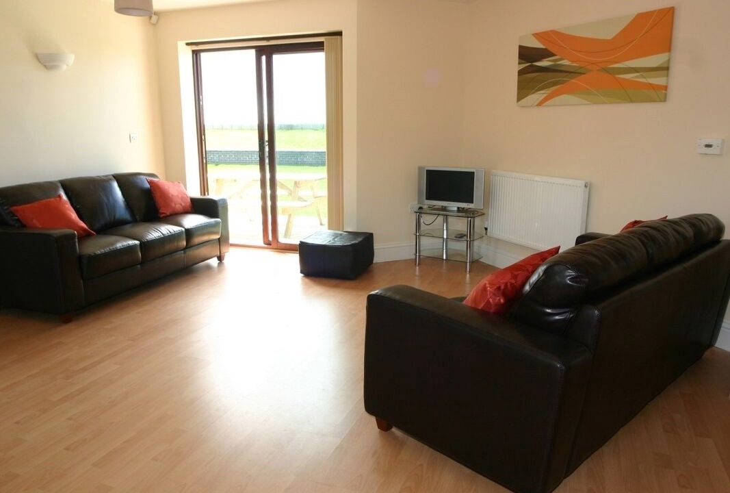 Photo of Others in Longrock