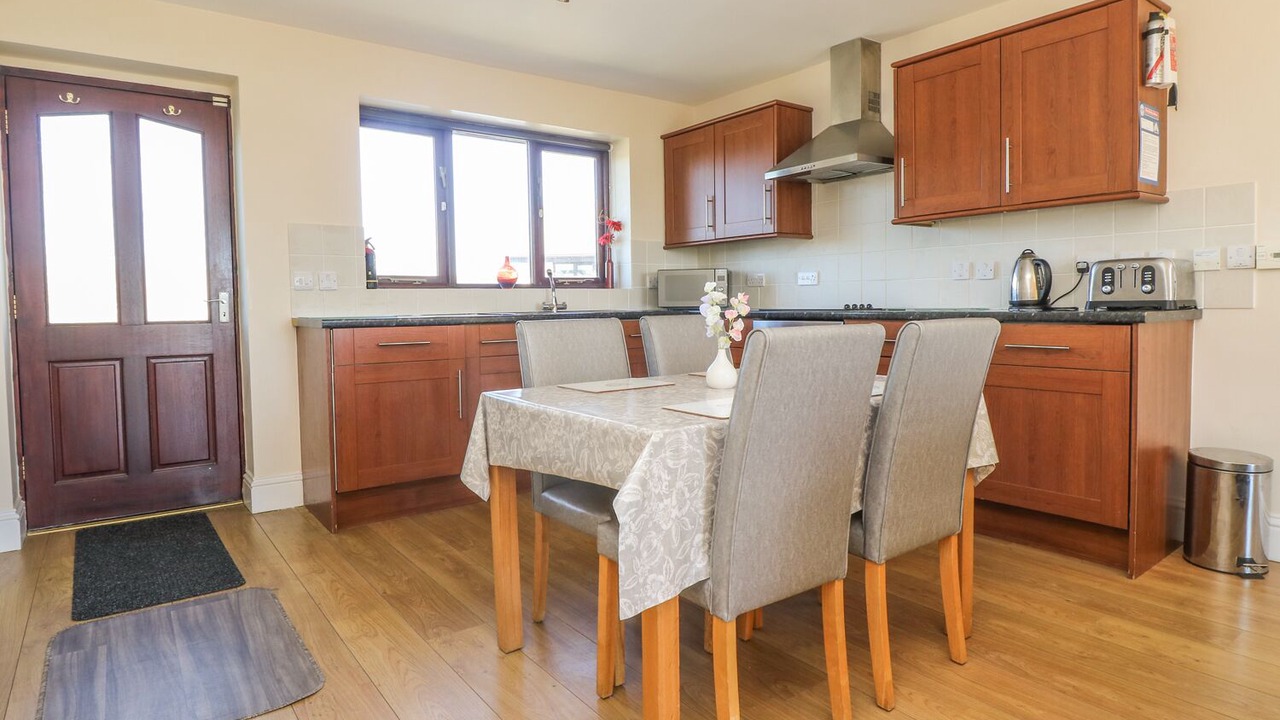 Photo of Others in Longrock