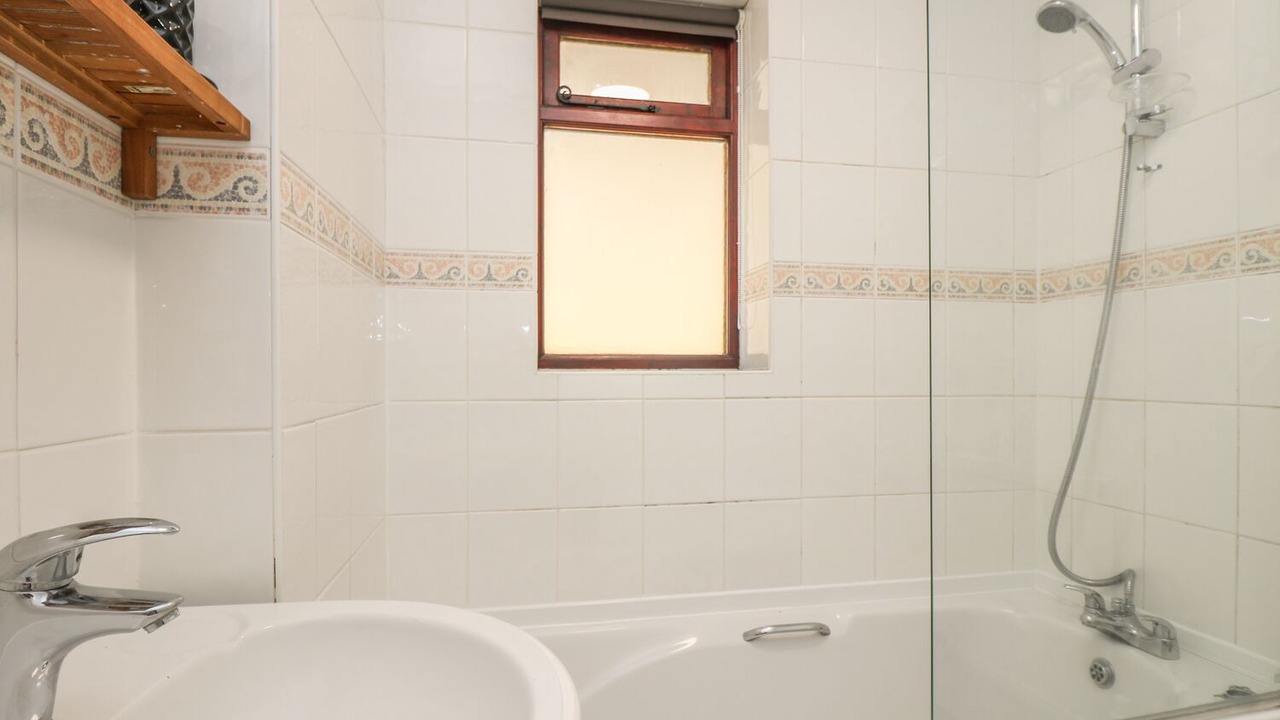 Photo of Others in Longrock