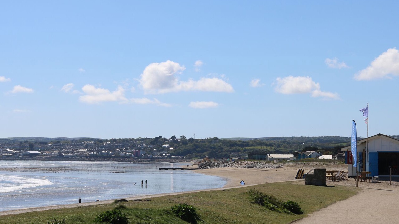 Photo of Others in Longrock